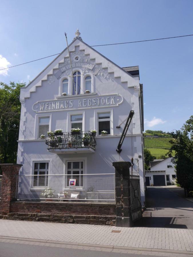 Apartament Altes Weingut Weinhaus Rebstock Winningen Zewnętrze zdjęcie